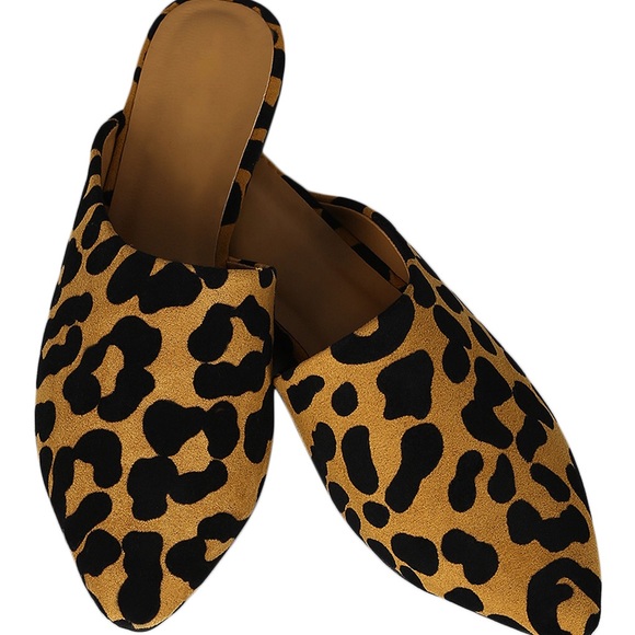 5⭐️CAMEL BLACK SUEDE LEOPARD MULES- Shoe - Picture 2 of 2